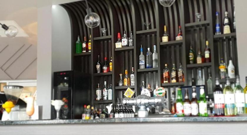 Peninsula International Hotel Suva Eksteriør billede