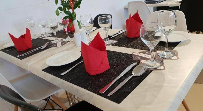 Peninsula International Hotel Suva Eksteriør billede